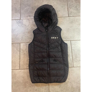 " DKNY " JACKET WOMEN'S SMALL BLACK HOODED VEST ZIP SLEEVELESS